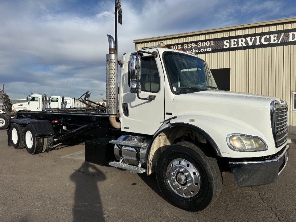 2006 Freightliner M2-112 Tandem Axle Roll Off Tractor