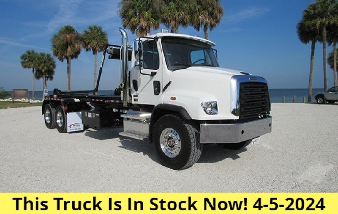 2024 Freightliner 114SD - 60,000 lb Pac Mac Roll Off Truck