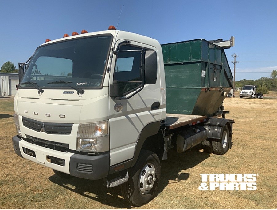 2018 Mitsubishi Fiuso, Par-Kan 6 Yd Rear Loader Satellite Truck