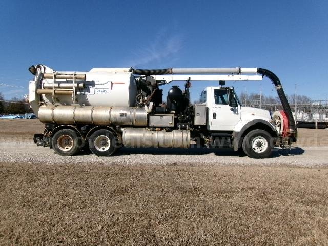 2005 International 7600 Vactor Combination Sewer Cleaner Truck  