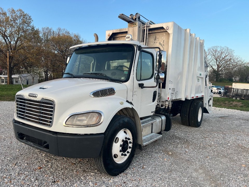 2011 Freightliner M2 106 with 20 Yard Rear Load Packer PAK-MOR Body